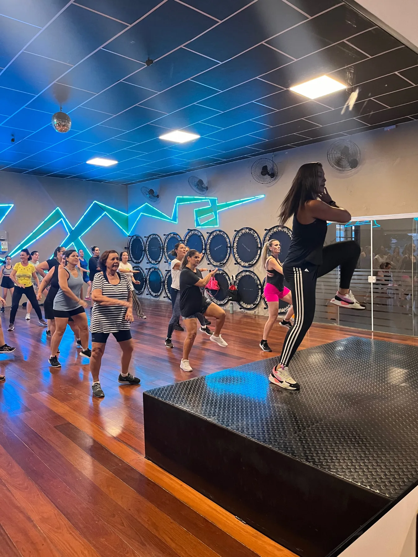 Aula de Zumba na Fábrica Academia